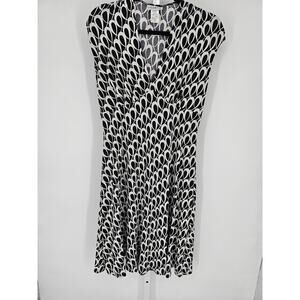 Lizzatti Women's Black White Pattern V-neck Sleeveless Midi Dress Size 10